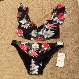 NWT Vince Camuto Swimsuit